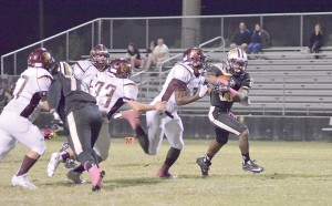 Jerrell Suber-O'Neal (22) slips away from the Pelion defense. (Photo/DeAnna Robinson)