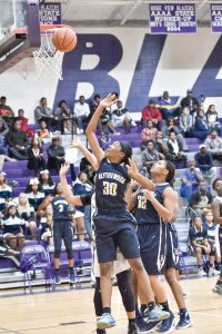 Keionna Ray (30) puts up a shot at Ridge View. (Photo/Kristy Kimball Massey)